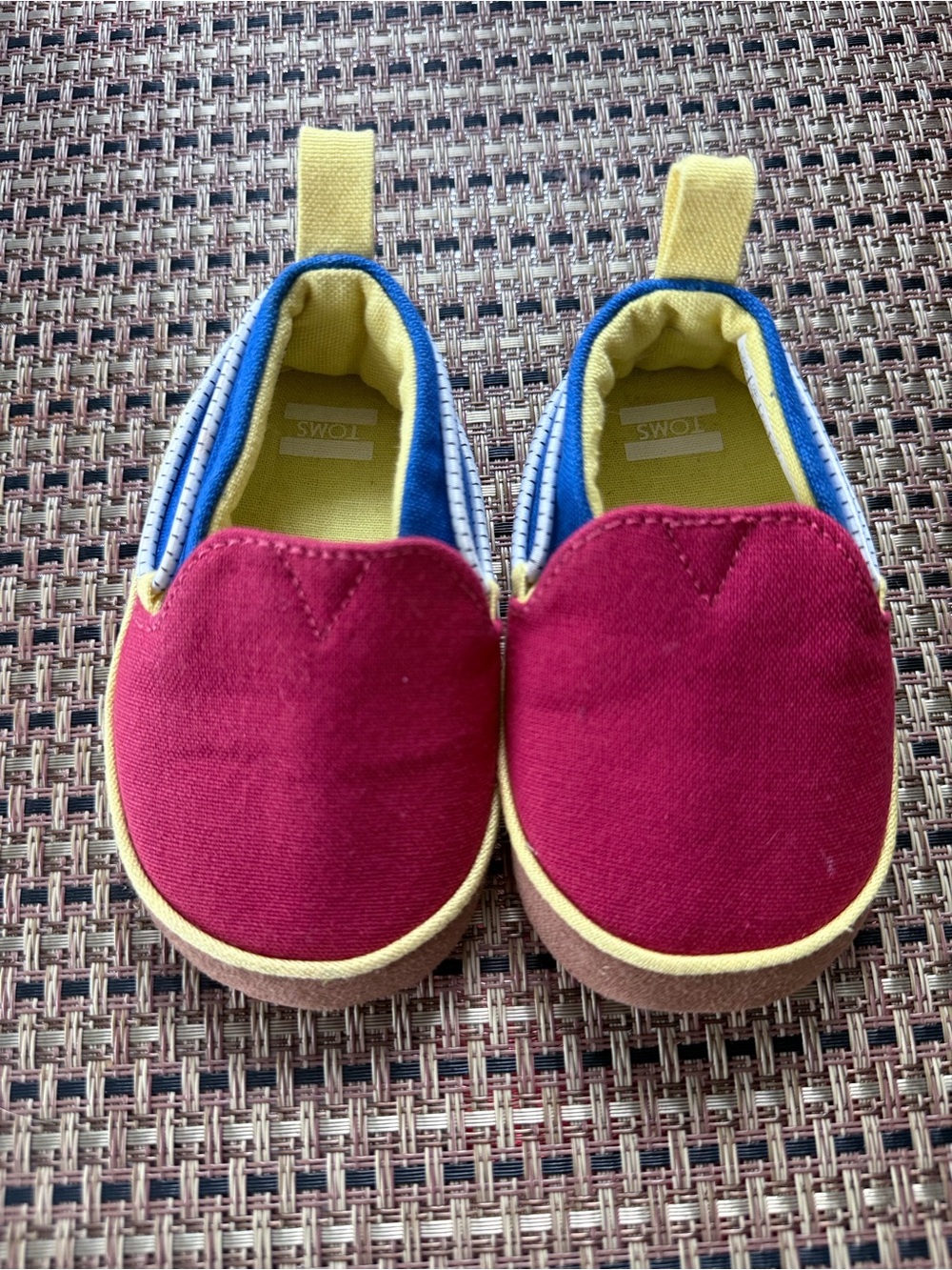 TOMS Toddler Slip-On Shoes Size 4 Colorful Canvas